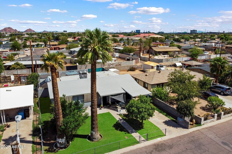 1225 33rd St, Phoenix, AZ 85008