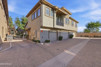 1225 36 St #2011, Phoenix, AZ 85008