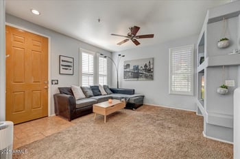 1225 36th St #1042, Phoenix, AZ 85008