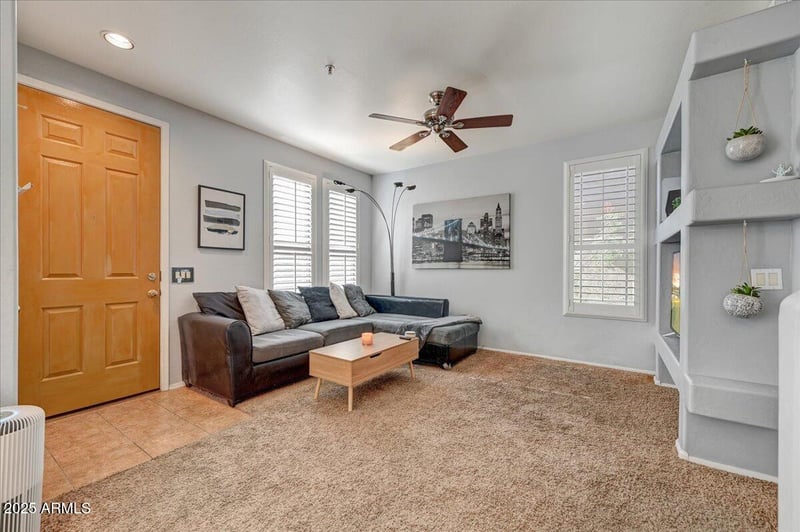 1225 36th St #1042, Phoenix, AZ 85008