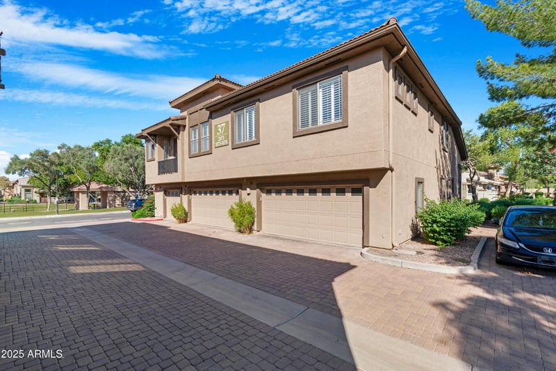 1225 36th St #2073, Phoenix, AZ 85008