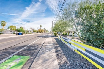 1225 Campbell Ave, Phoenix, AZ 85014