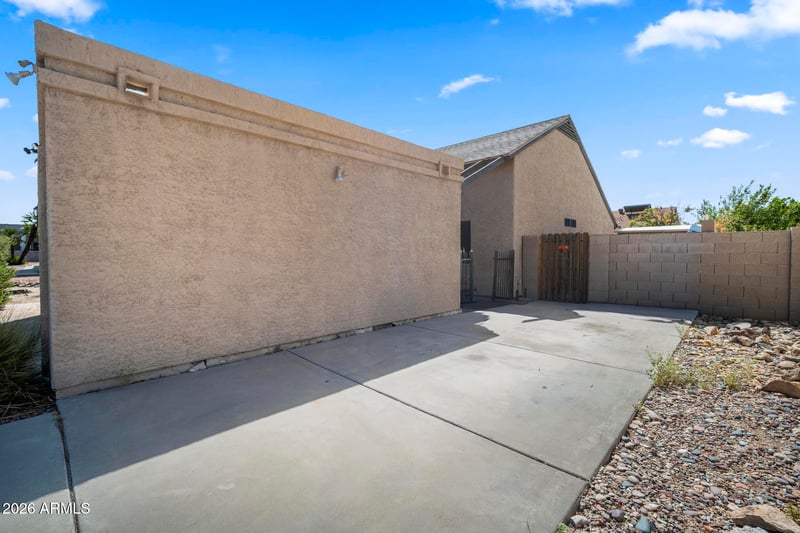 1225 E Kristal Way, Phoenix, AZ 85024