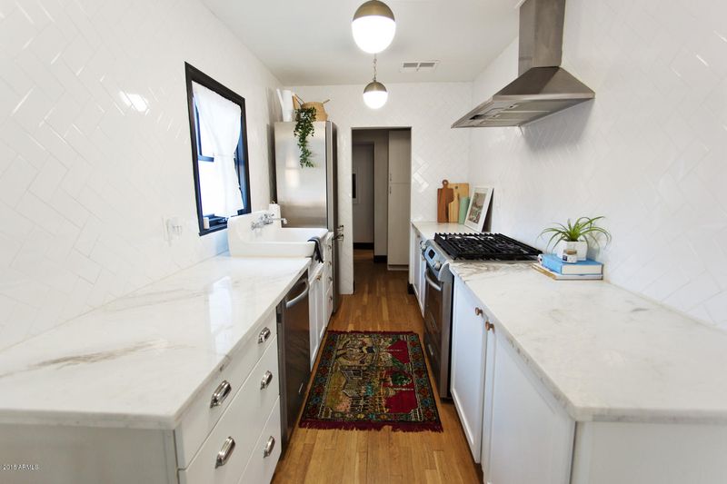 1225 E Monte Vista Rd, Phoenix, AZ 85006