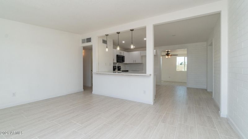1225 E Wagon Wheel Dr, Phoenix, AZ 85020