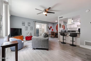 1225 Lawrence Ln, Phoenix, AZ 85020