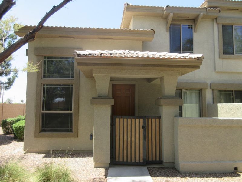 1225 N 36th St #1012, Phoenix, AZ 85008