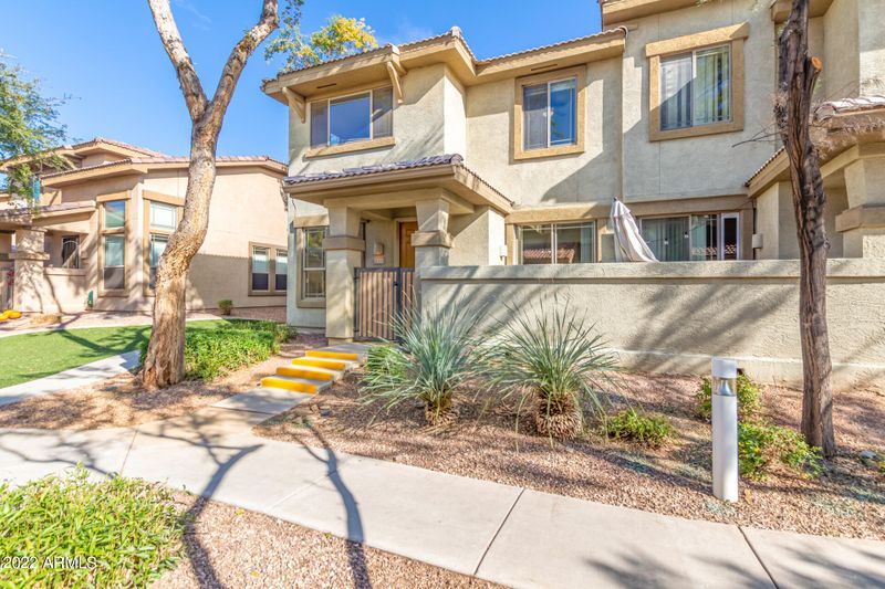 1225 N 36th St #1102, Phoenix, AZ 85008