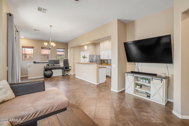 1225 N 36th St #2105, Phoenix, AZ 85008
