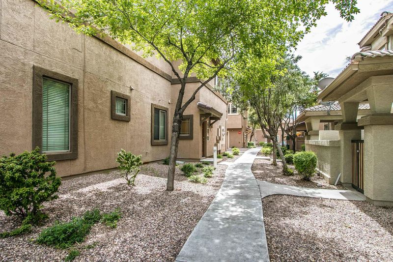 1225 N 36th St #2117, Phoenix, AZ 85008