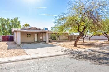 1225 Halstead Dr, Phoenix, AZ 85023