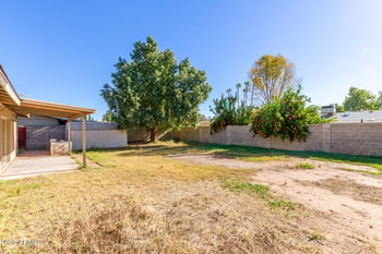 1225 Halstead Dr, Phoenix, AZ 85023
