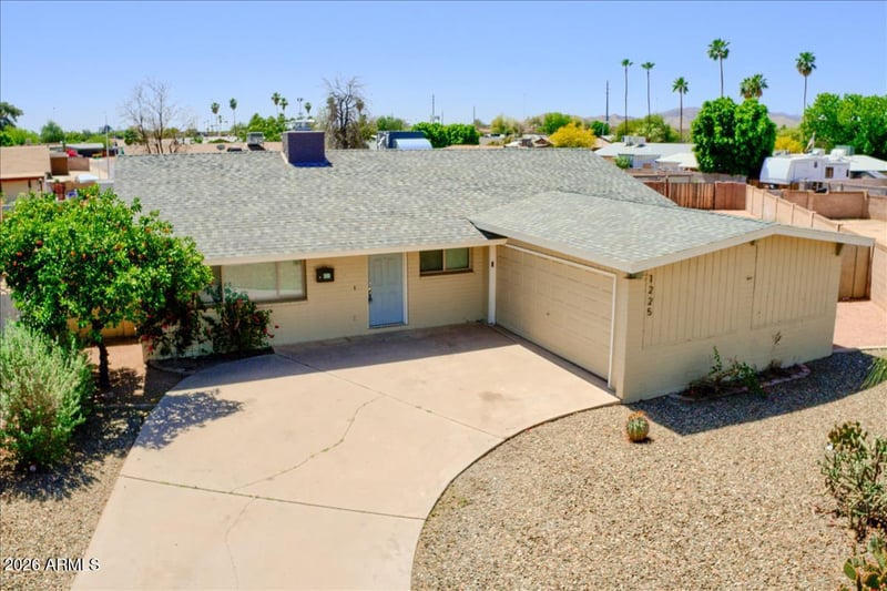1225 Pebble Beach Dr, Tempe, AZ 85282