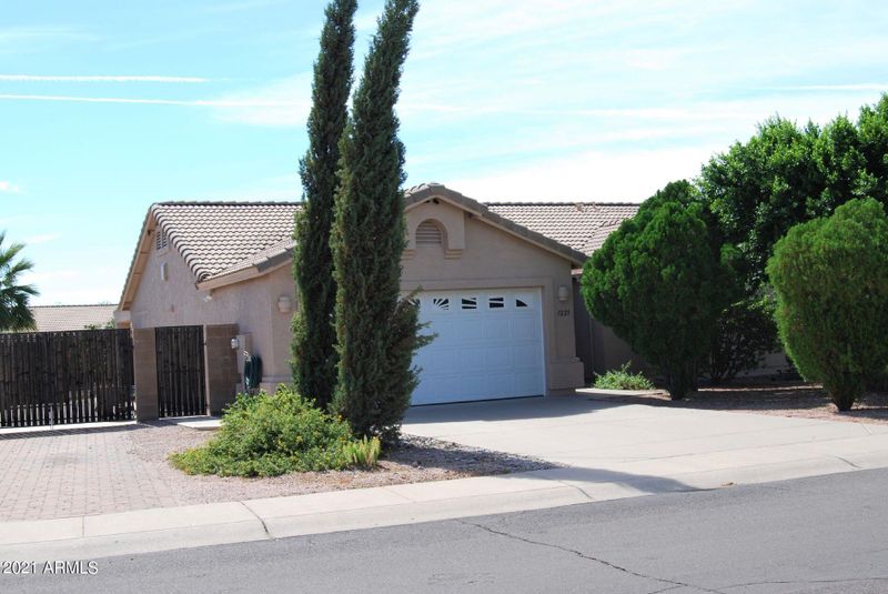 1225 W Rosal Ave, Apache Junction, AZ 85120