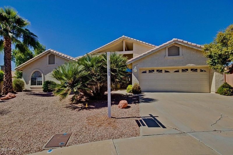 1225 W Royal Palms Ct, Gilbert, AZ 85233