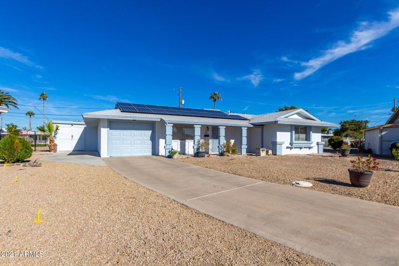 12251 N Thunderbird Rd N, Sun City, AZ 85351