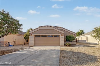 1226 E Maddison St, San Tan Valley, AZ 85140