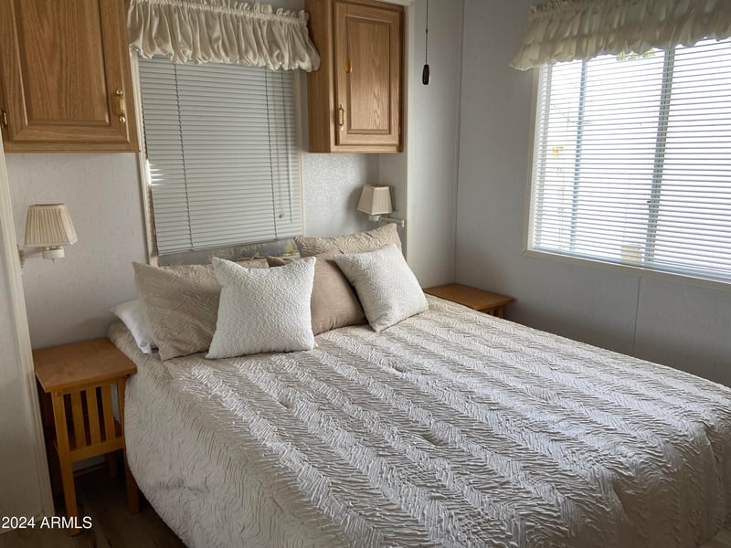 1226 Seneca Dr, Apache Junction, AZ 85119