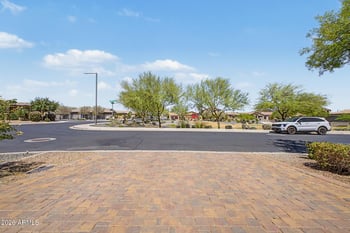 12265 Hide Trl, Peoria, AZ 85383