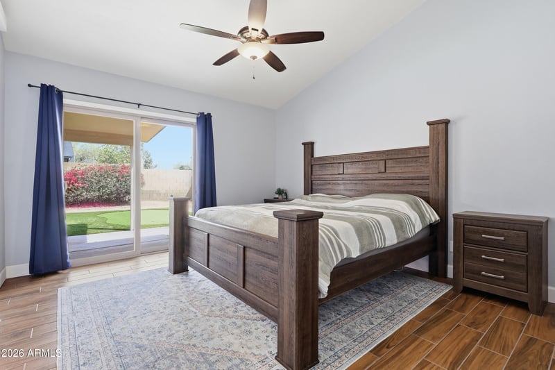 1227 Revolta Cir, Mesa, AZ 85207