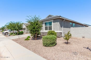 1228 Gloucester Rd, San Tan Valley, AZ 85143