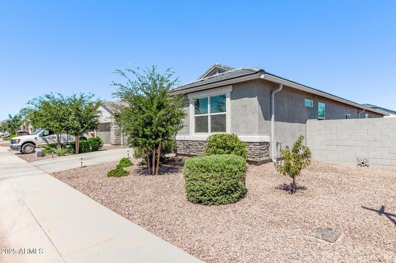 1228 Gloucester Rd, San Tan Valley, AZ 85143