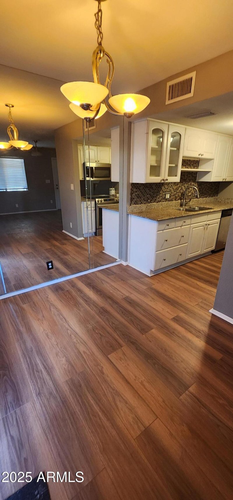 1228 Lawrence Ln, Phoenix, AZ 85020