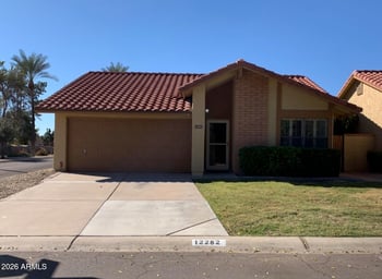 12282 Shoshoni Dr, Phoenix, AZ 85044