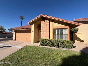 12282 S Shoshoni Dr, Phoenix, AZ 85044