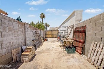1229 E Mercer Ln, Phoenix, AZ 85020