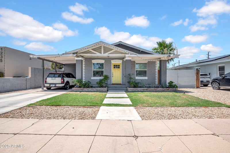 1229 Moreland St, Phoenix, AZ 85006