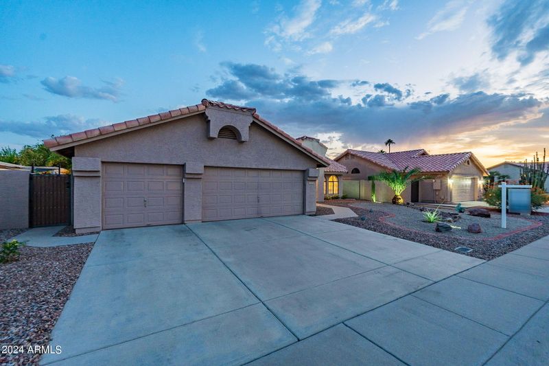 123 E Maria Ln, Tempe, AZ 85284