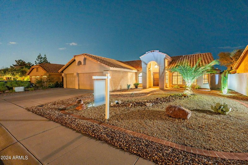123 E Maria Ln, Tempe, AZ 85284