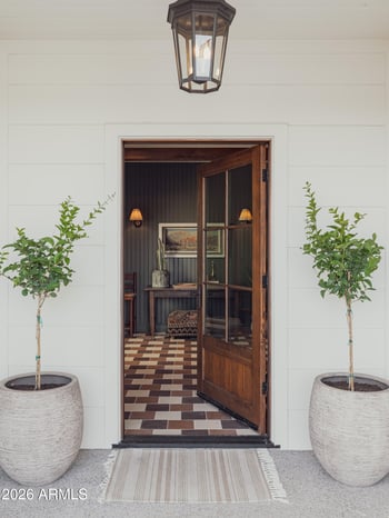 123 Kaler Dr, Phoenix, AZ 85020