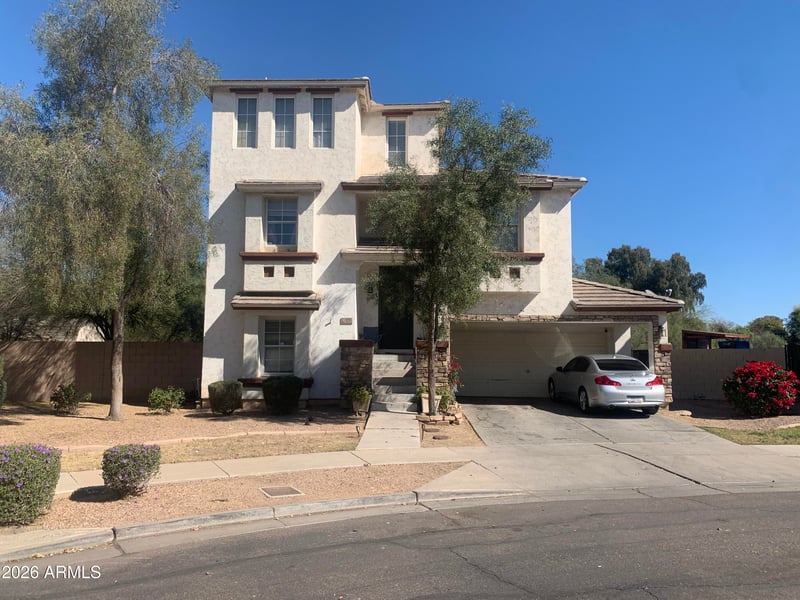 123 N 65th Dr, Phoenix, AZ 85043