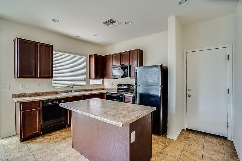 123 N 87th Ave, Tolleson, AZ 85353