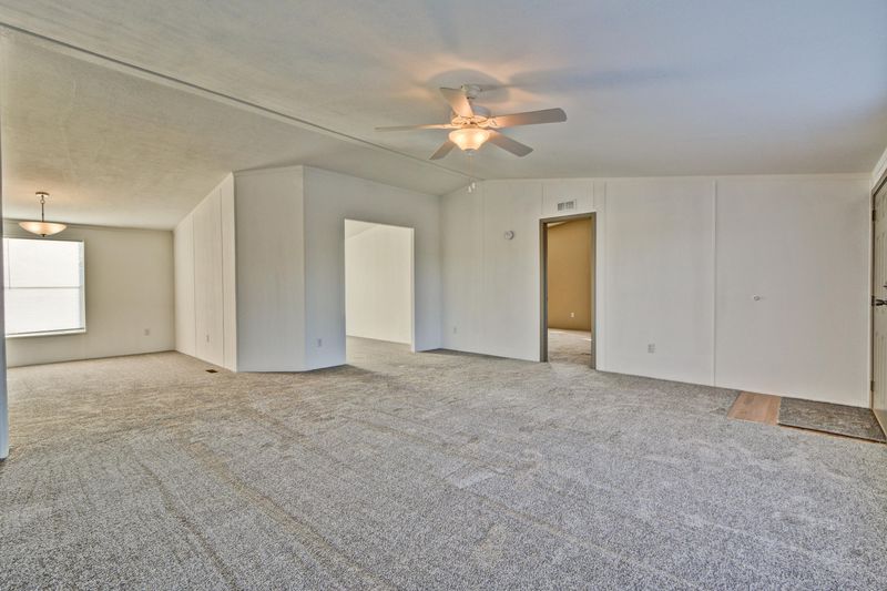 123 W Gompers Cir, Morristown, AZ 85342