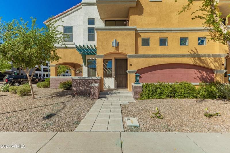 123 Washington St #14, Chandler, AZ 85225