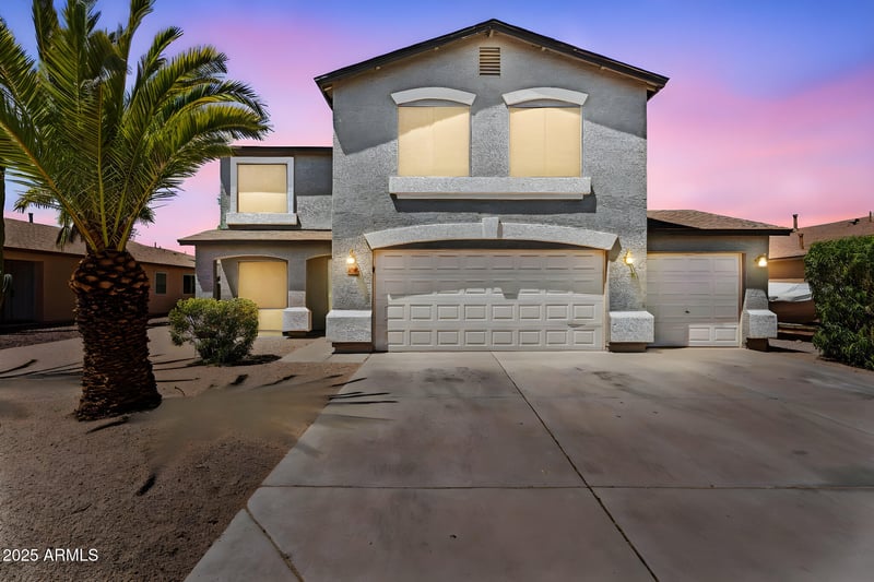 1230 Desert Moon Trl, San Tan Valley, AZ 85143
