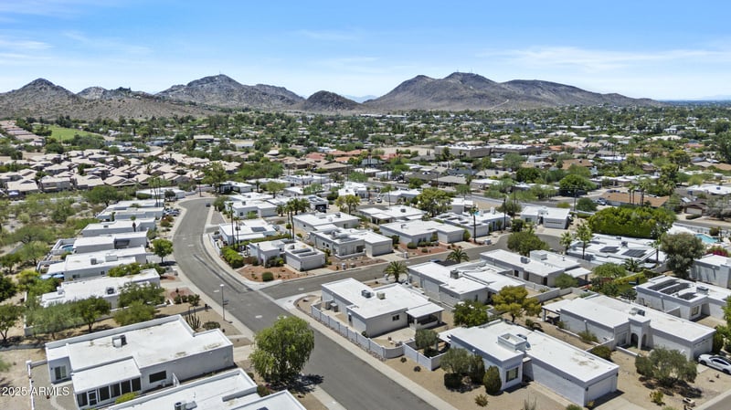 1230 Rowlands Ln, Phoenix, AZ 85022