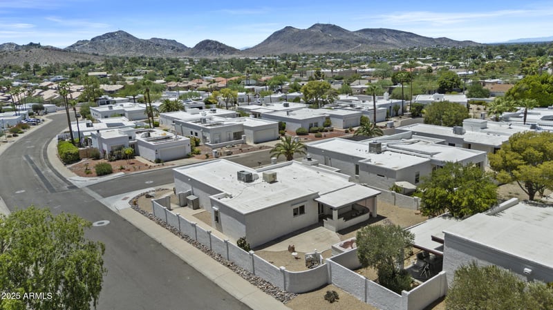 1230 Rowlands Ln, Phoenix, AZ 85022