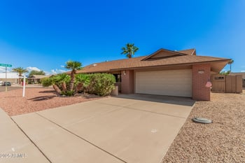 12303 Coronet Dr, Sun City West, AZ 85375