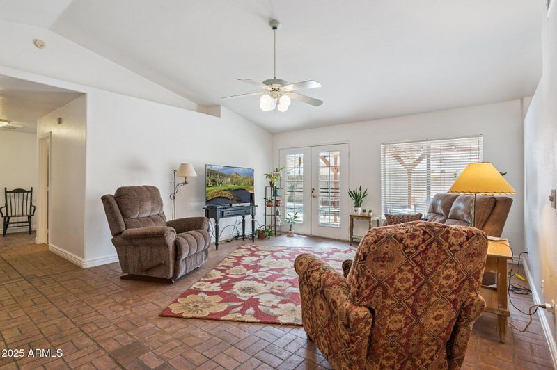 1231 E Douglas Ave, Gilbert, AZ 85234