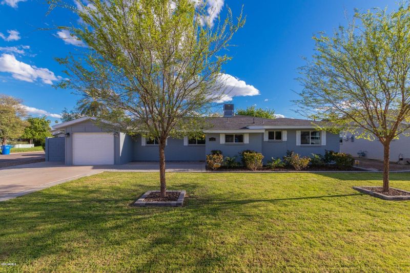 1231 E Mclellan Blvd, Phoenix, AZ 85014