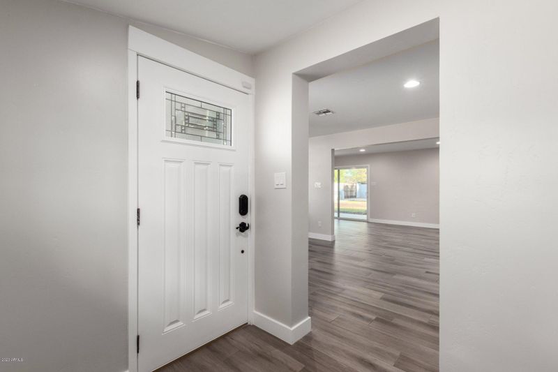 1231 E Mclellan Blvd, Phoenix, AZ 85014