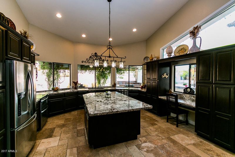 1231 E Tierra Buena Ln, Phoenix, AZ 85022