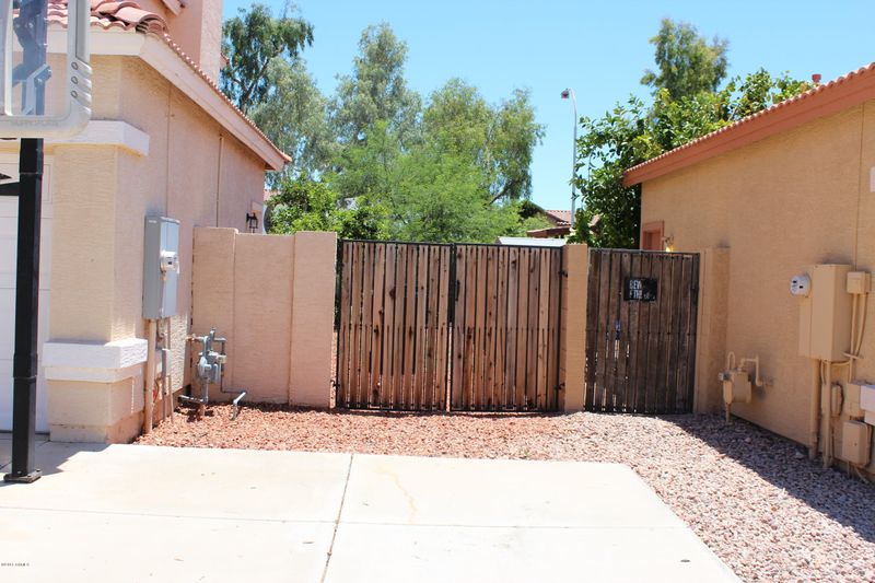 1231 E Tradewind Dr, Gilbert, AZ 85234