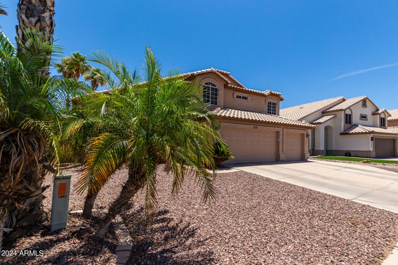 1231 N Layman St, Gilbert, AZ 85233