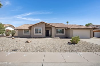 1231 Sunburst Ln, Tempe, AZ 85284