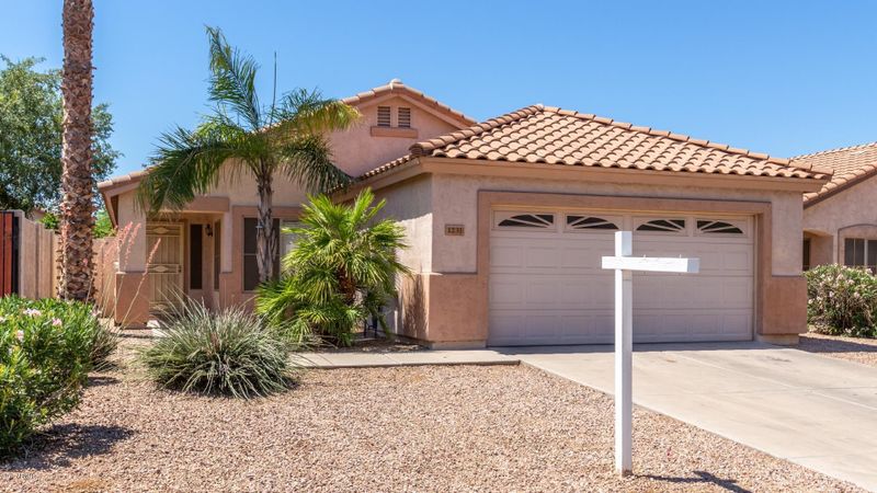 1231 W Breckenridge Ave, Gilbert, AZ 85233